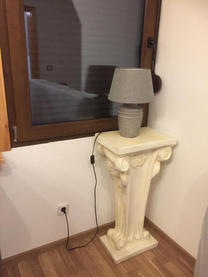 Unter Dem Dach Mit Parkplatz Apartment BRE Exterior photo