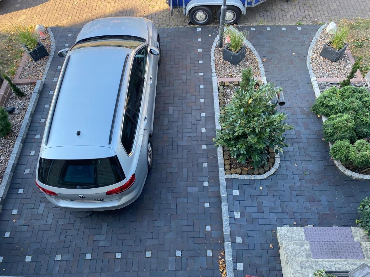 Unter Dem Dach Mit Parkplatz Apartment BRE Exterior photo