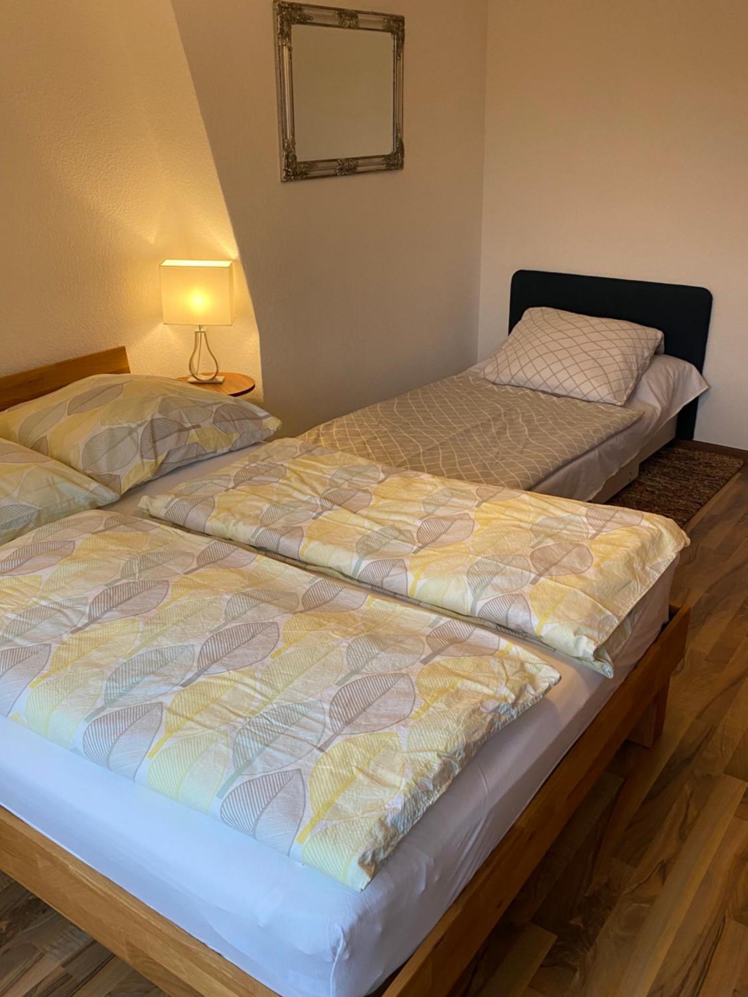 Unter Dem Dach Mit Parkplatz Apartment BRE Exterior photo
